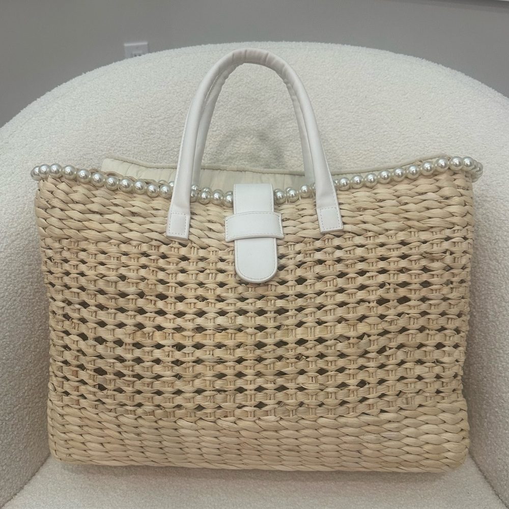 BTB Pearl Straw Raffia Style Woven Tote